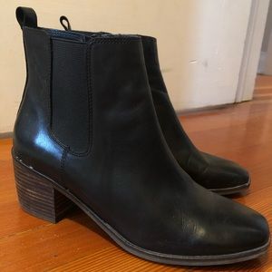 LUCKY BRAND heeled Chelsea boot
